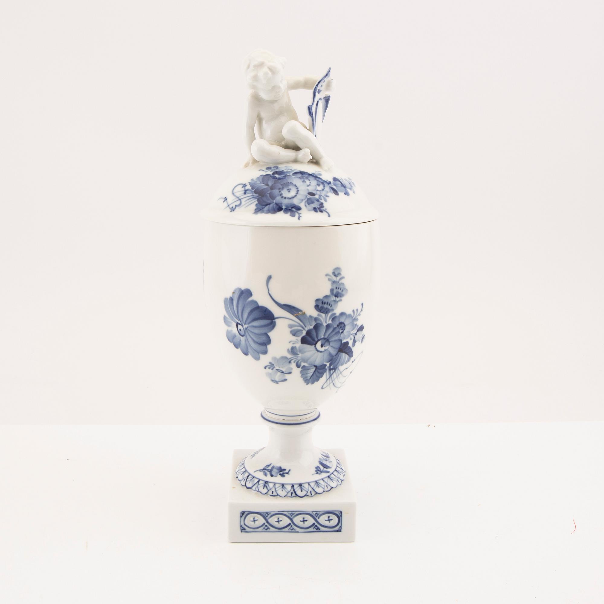 Servis "Blå blomst" 97 dlr Royal Copenhagen porslin.