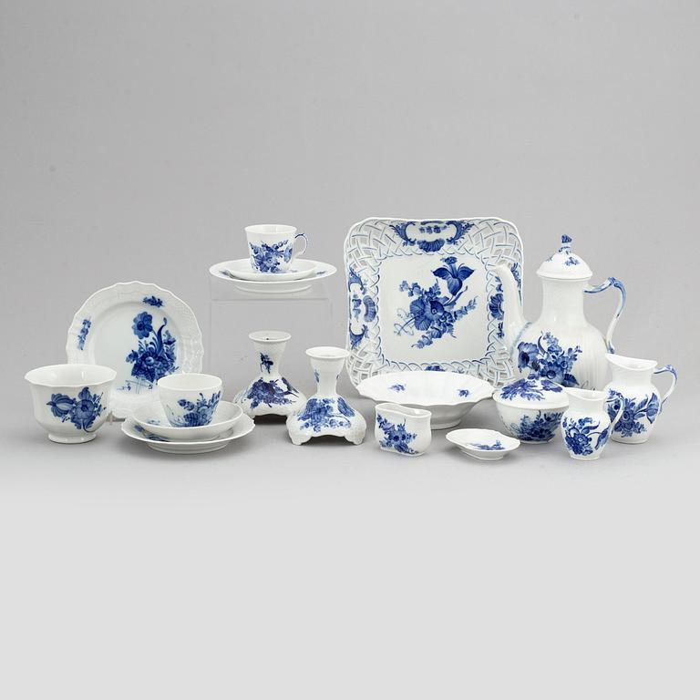 A 'Blå Blomst' part coffee and tea service, Royal Copenhagen, Denmark (74 pieces).