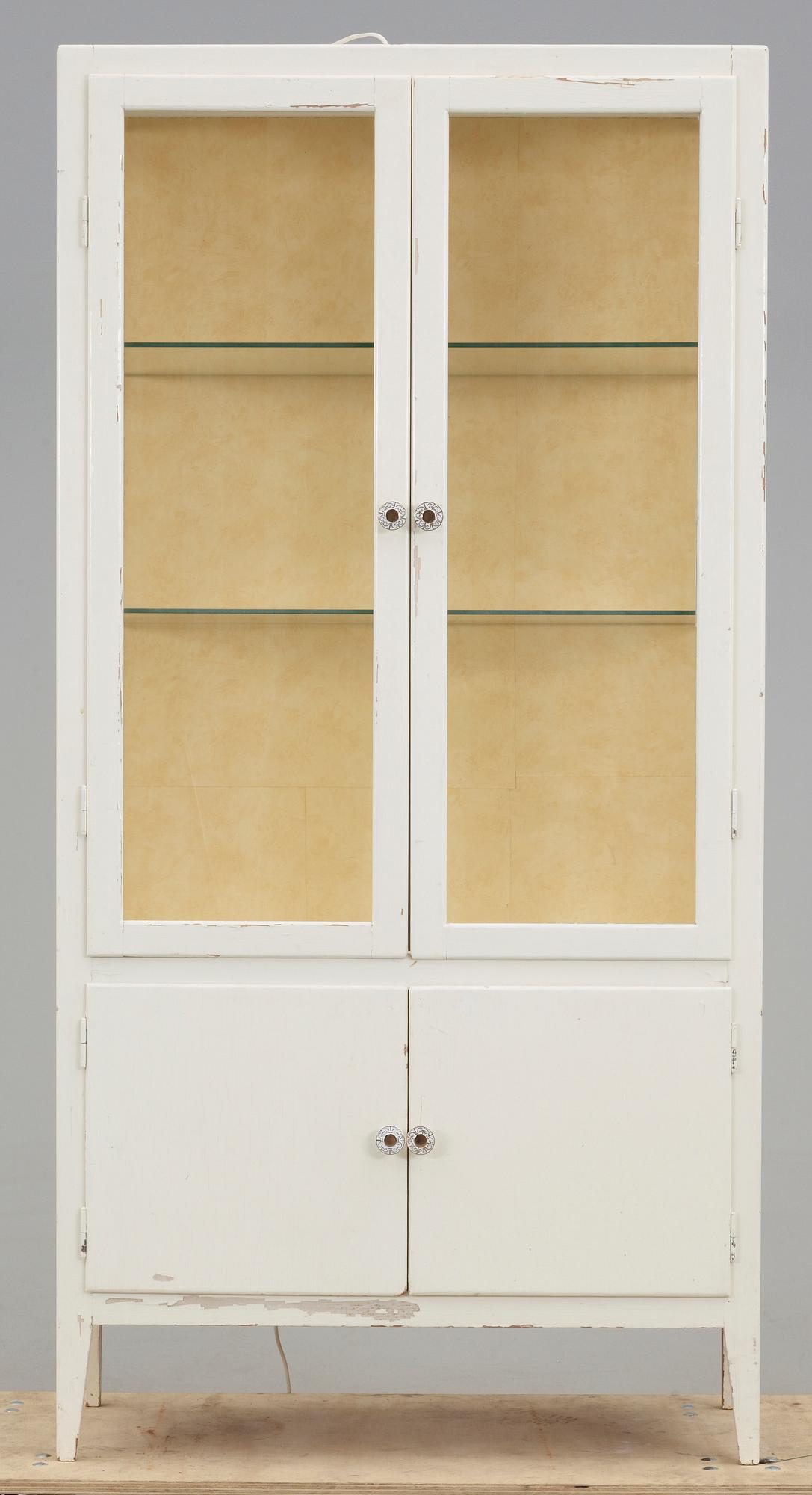 LÄKARSKÅP, 1900-talets mitt.