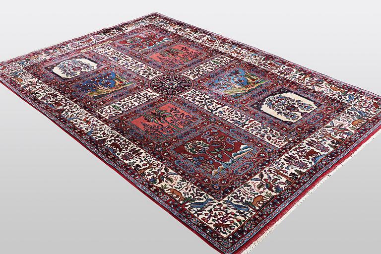 A rug, semi-antique rug Kirman, signed, circa 248 x 169 cm.