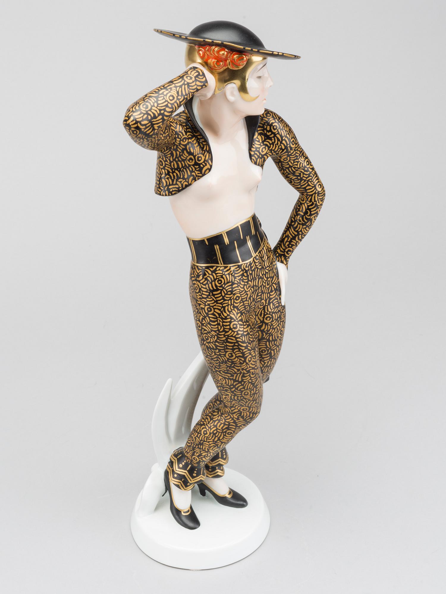 SCHWARTZKOPFF, a porcelain signed fuigurine for Rosenthal first half of the 20th century.