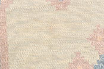 A flat weave carpet, signed GG, ca 236 x 161 cm.