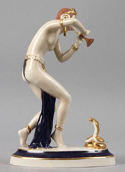 FIGURIN, porslin, Royal Dux, 1900-tal.