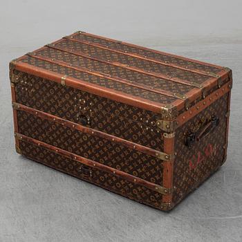 LOUIS VUITTON, koffert, tidigt 1900-tal.