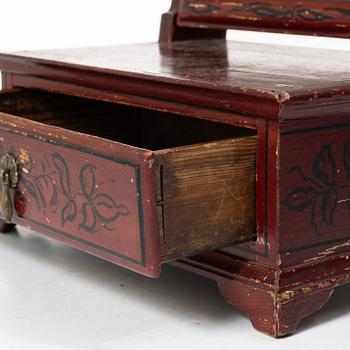 Chest of drawers mirror, first half of the 18th century, marked 1723.