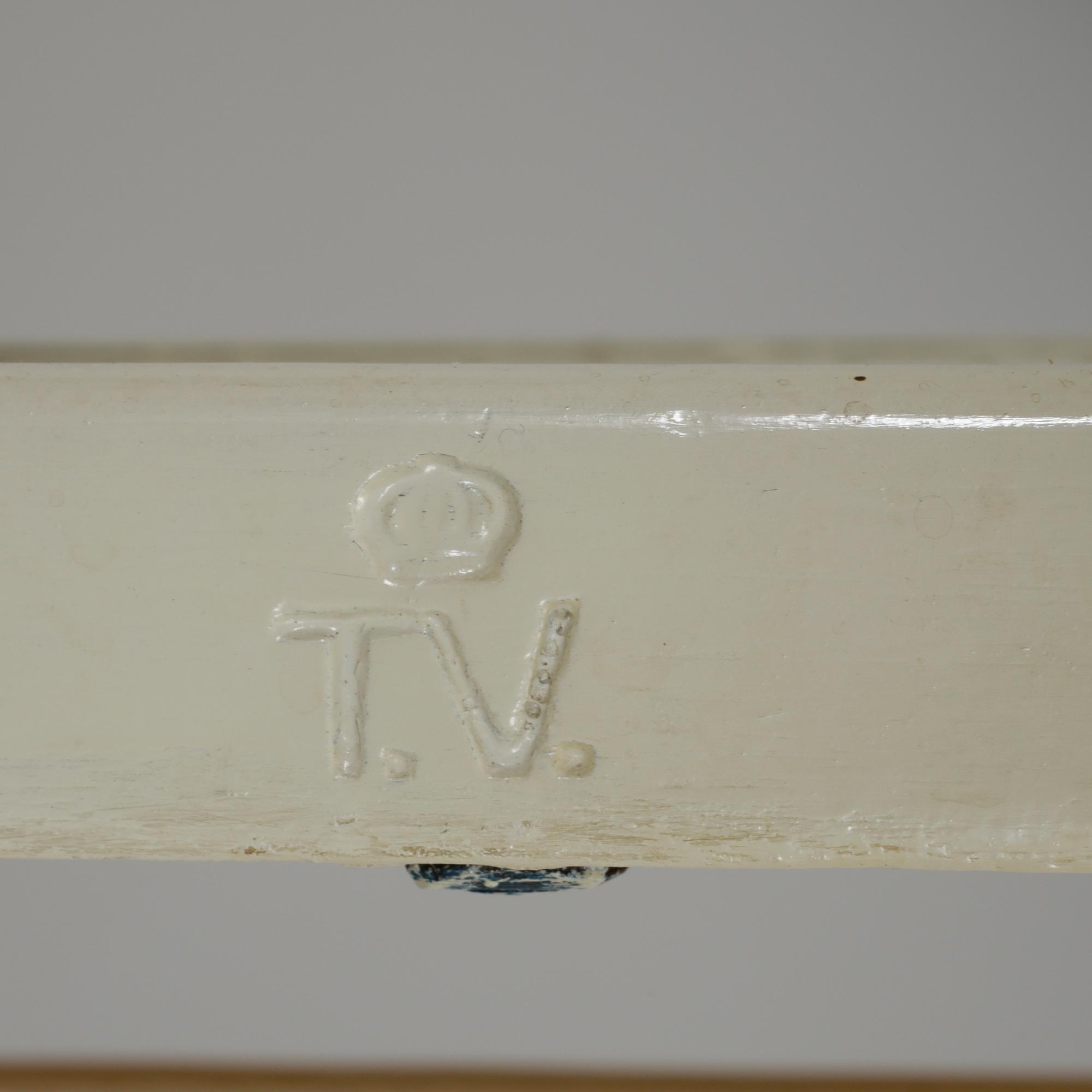 SOFFA, Gemla, stämpelmärkt med krona och "TV", tidigt 1900-tal.