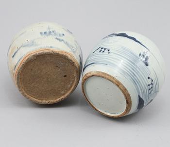 BOJANER, 2 st, porslin, Kina, 1800-tal.