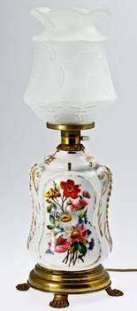 BORDSLAMPA, porslin, sekelskiftet 1800/1900-tal.