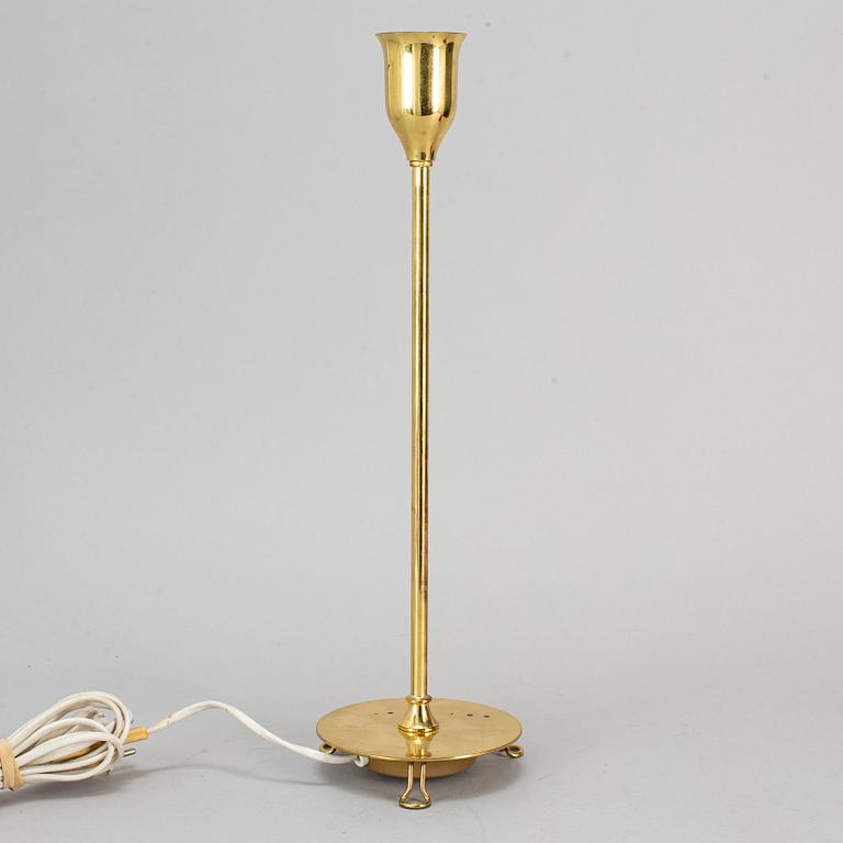 JOSEF FRANK, a brass table lamp, modell 2552, for Svenskt Tenn, Sweden.