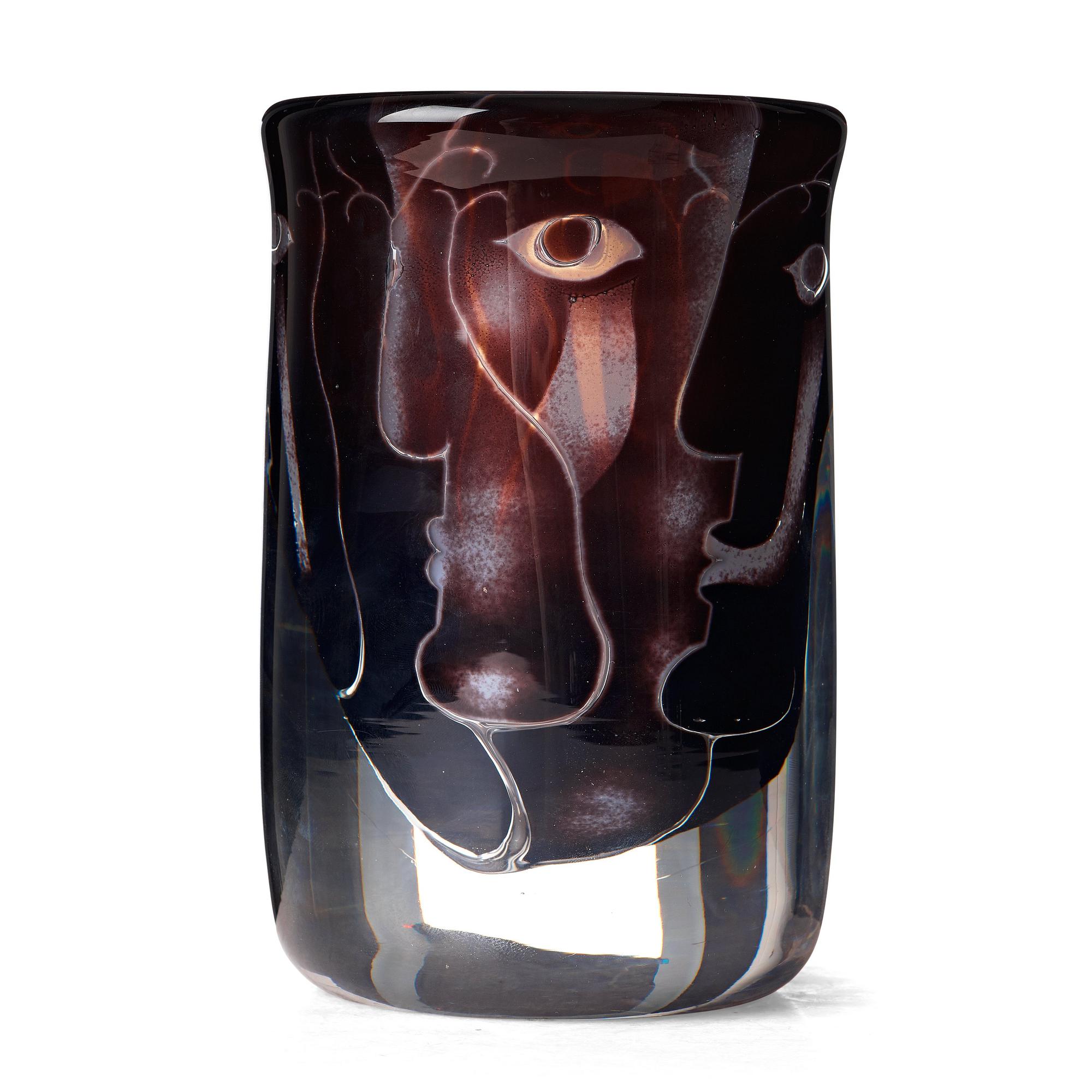 Ingeborg Lundin, vas, Ariel, "Ansikten", Orrefors 1975.