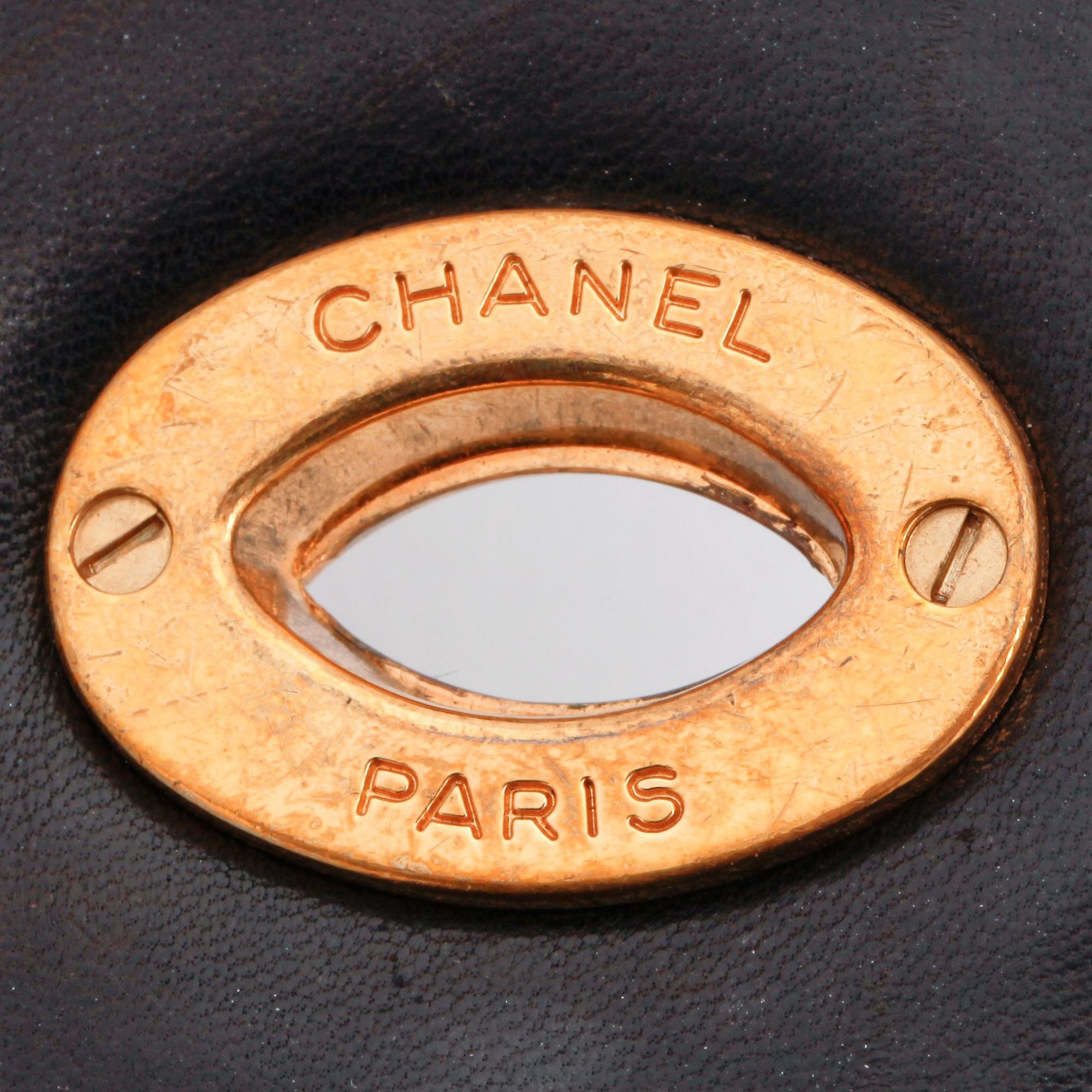 CHANEL, axelremsväska, "Flap bag".