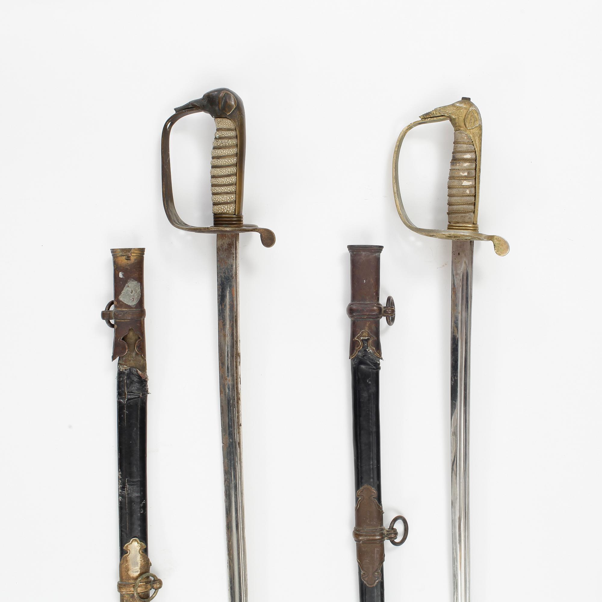 SABLAR, 2 st. Möjligen Indien. 1900-tal.