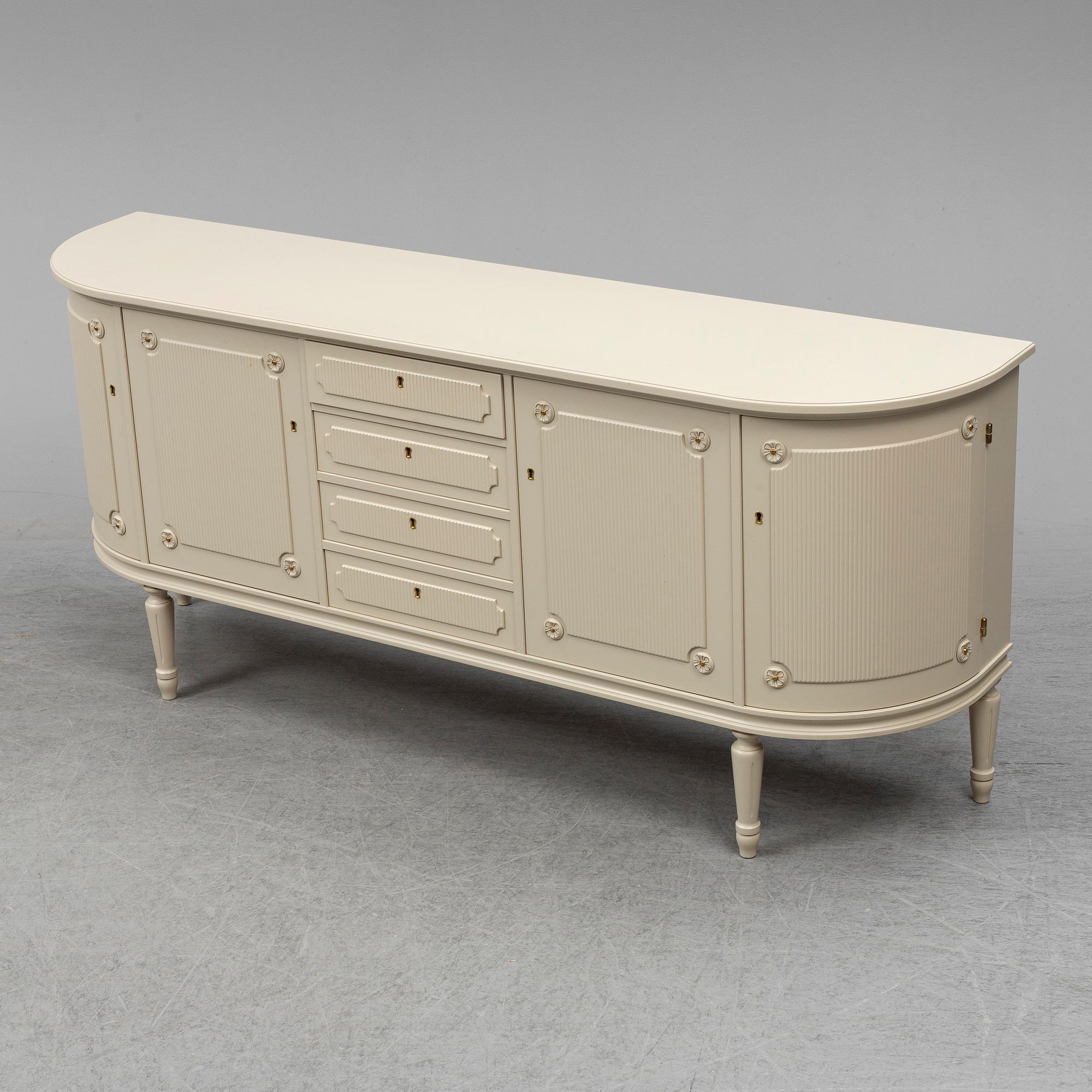 SIDEBOARD, Gustaviansk stil, sent 1900-tal.