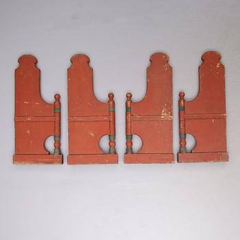 KYRKBÄNKSGAVLAR, 4 st, 1800-talets andra hälft.