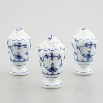 Three salt and pepper shakers, a sauce boat and a sauce tureen, "Blue Fluted"/"Musselmalet", Royal Copenhagen.