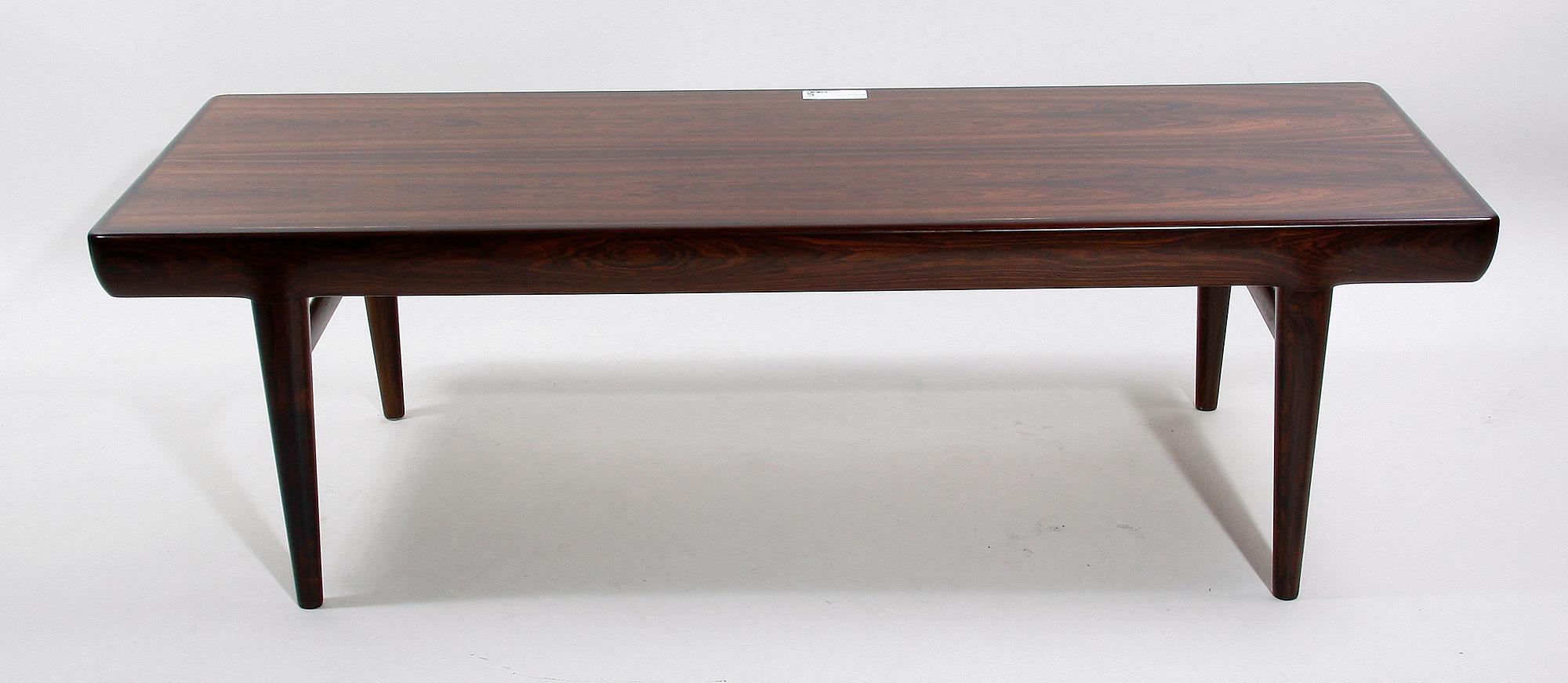 SOFFBORD. Silkeborg möjligen Johannes Andersen.