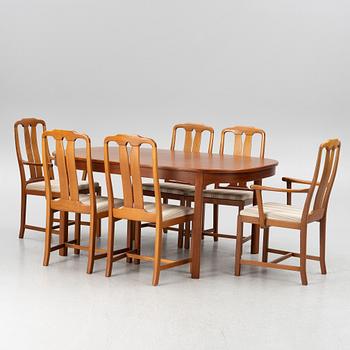 Carl Malmsten, matbord, 2 karmstolar och 4 stolar. Åfors Möbelfabrik.