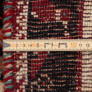 Matta, orientalisk, ca 146 x 110 cm.