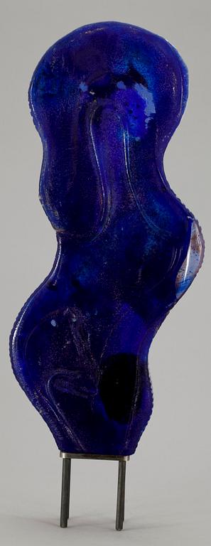 SKULPTUR, gjutet glas. Kjell Engman, Kosta Boda 1997.