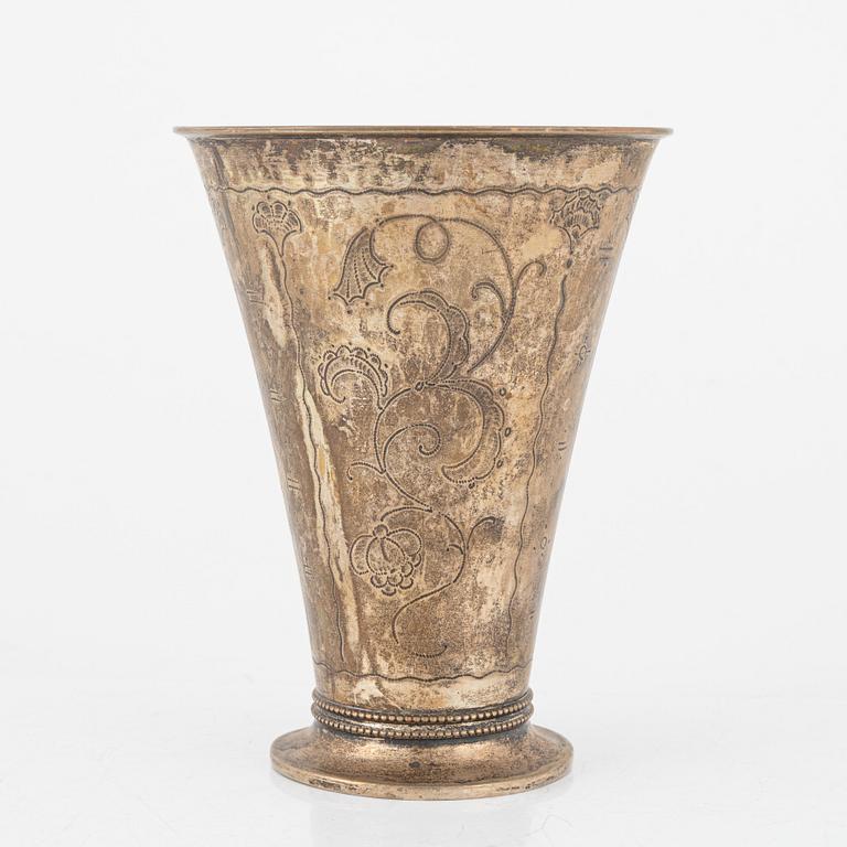 A silver cup, Edlunds Silverware Factory, Stockholm, 1926.