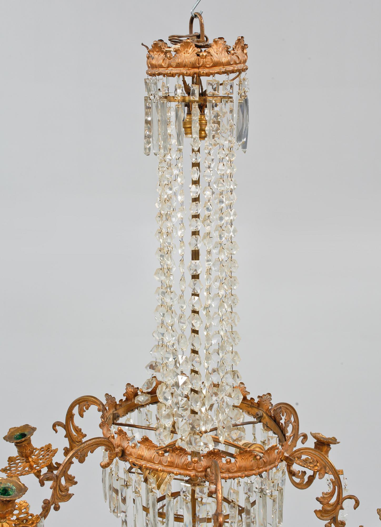 LJUSKRONA, oscariansk, 1800-talets andra hälft, höjd 96 cm.