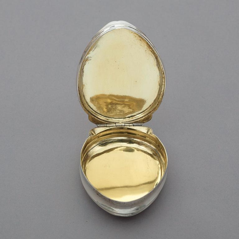 A Swedish 18th century parcel-gilt snuff-box, marks of Jacob Lampa, Stockholm 1759.