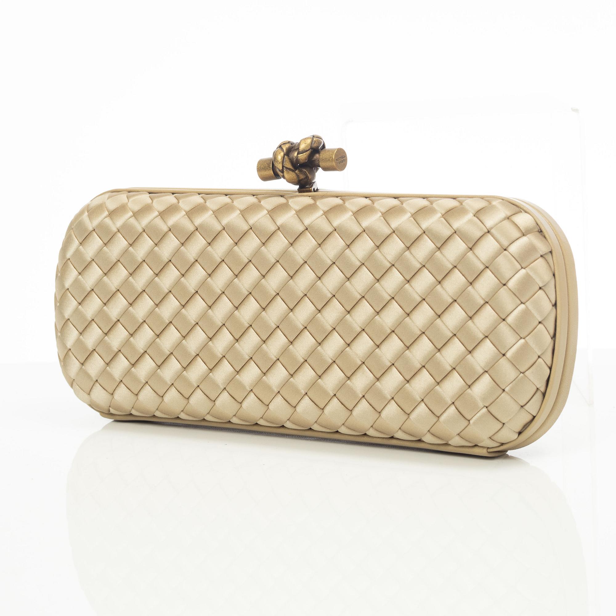 Bottega Veneta, clutch, "Long Knot".