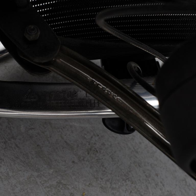 Don Chadwick / Bill Stump, an 'Aeron' desk chair, Herman Miller.