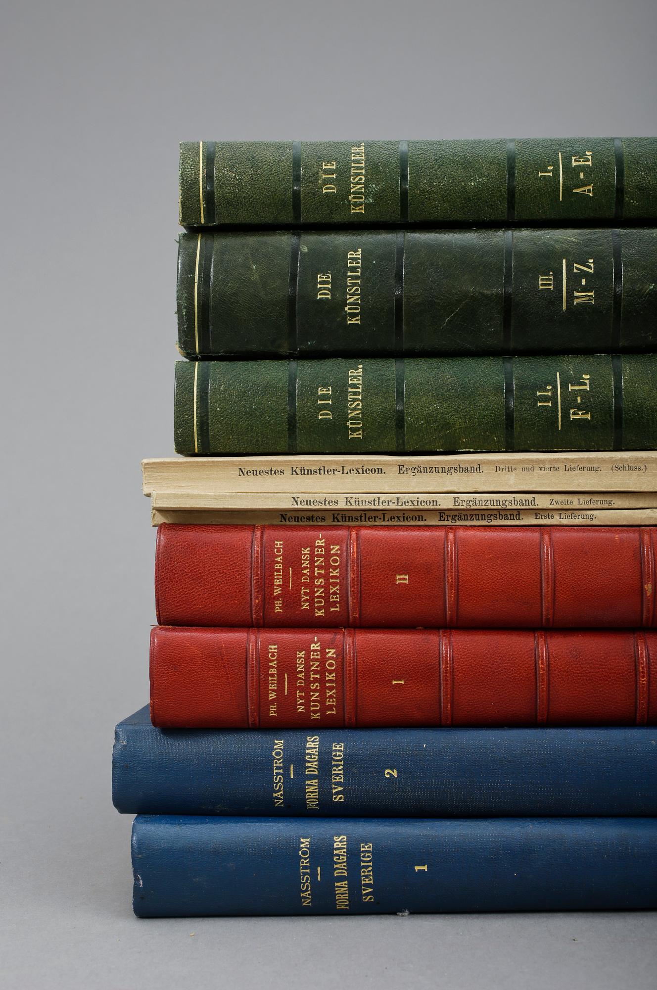 PARTI KONSTLEXIKON, 12 delar, bla "Dictionnaire des Peintres.." 1-3, av E. Benezit, Paris 1911-1923.