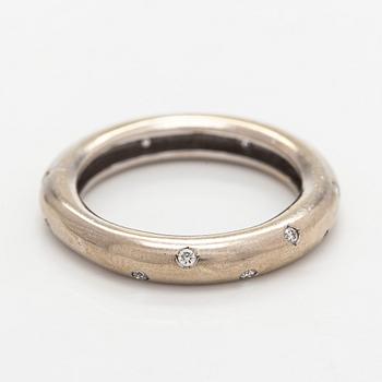 Ring, briljantslipade diamanter, 18K vitguld.