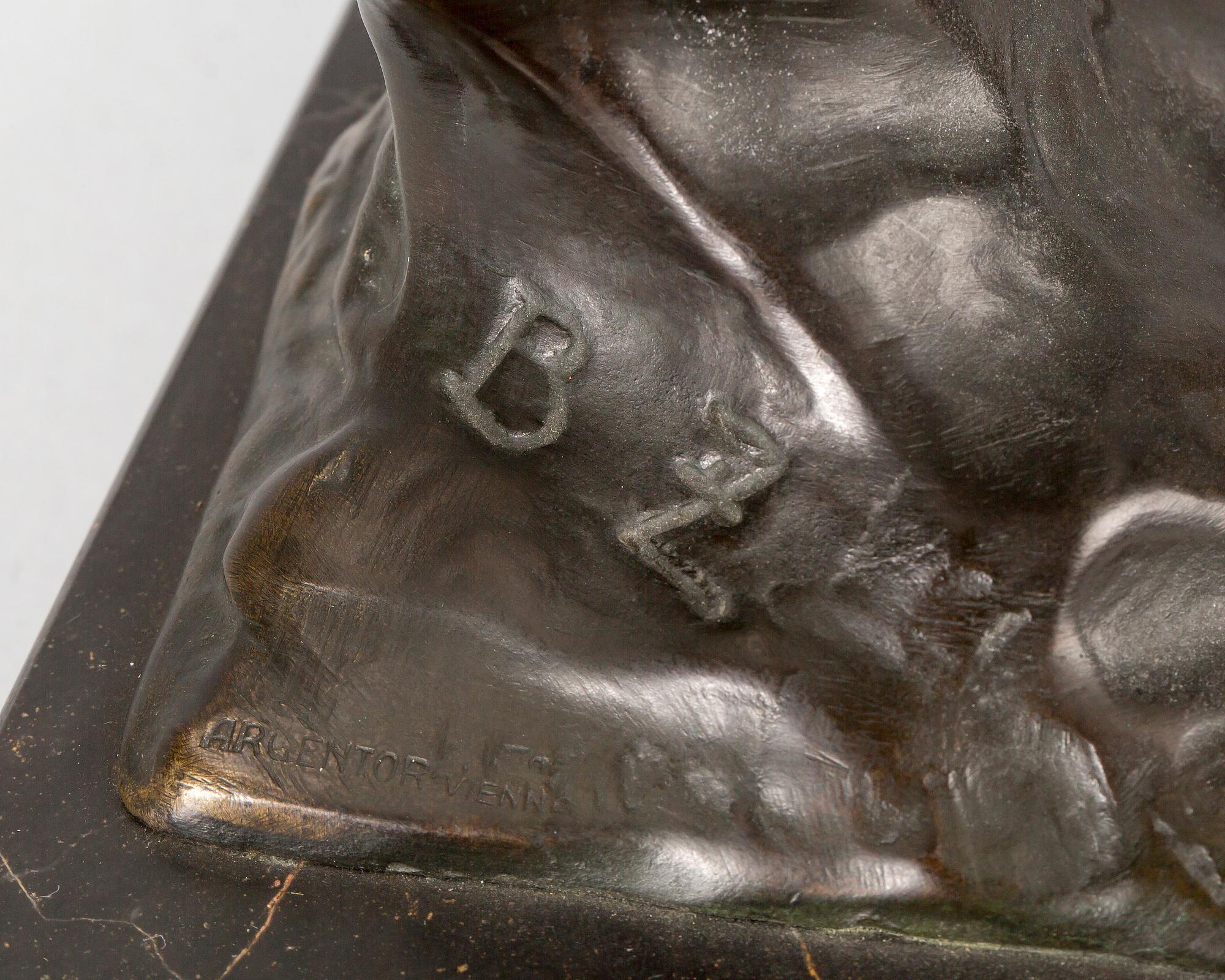 BRUNO ZACH, skulptur, patinerad brons,  Märkt Argentor Vienna. Monogramsignerad BZ.