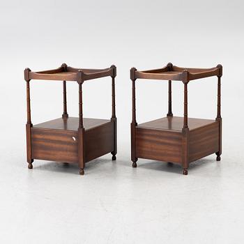Sidobord, ett par, 19800-talets andra hälft.