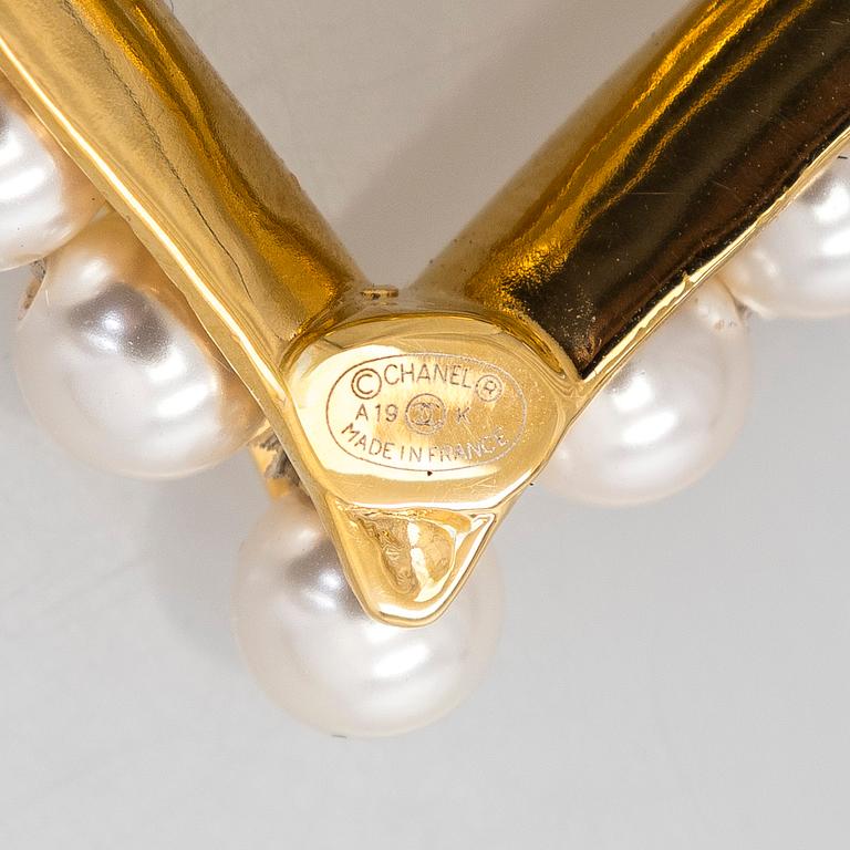 Chanel, brooch, 2019.