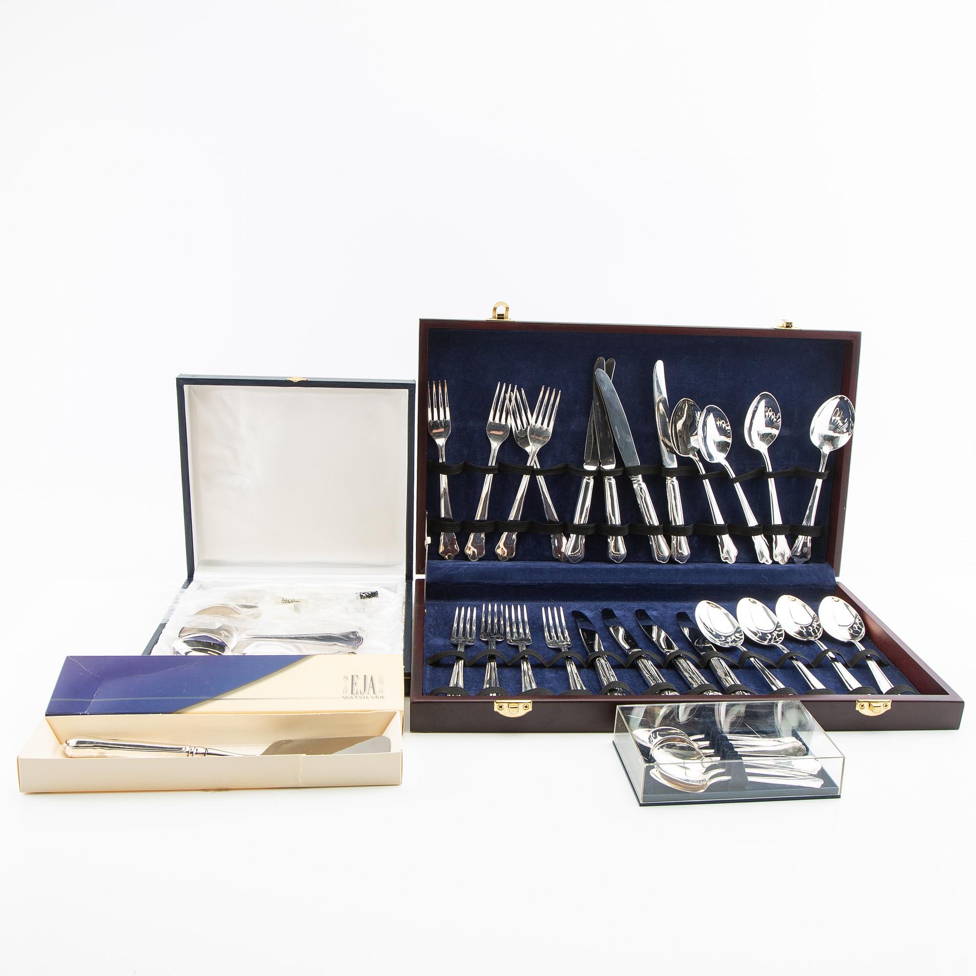 Cutlery approx 42 dlr "Chippendale" silver Eja 2002.