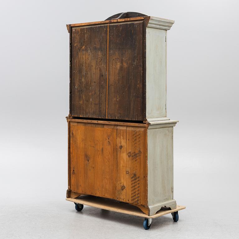 A cabinet, early 19th century.