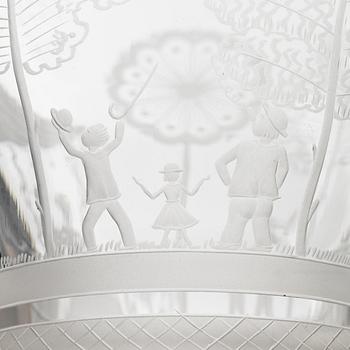 Edward Hald, an engraved 'Fyrverkeri' (Fireworks) glass bowl, Orrefors 1988, model 248.