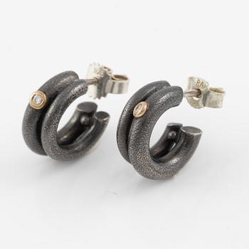 Bracelet, necklace, a pair of earrings, and a ring, Pia Rauff, silver with small diamonds.