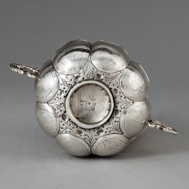 Anders Wibeck, brännvinsskål, silver, Borås (verksam -1702-1727(1730)). Barock.