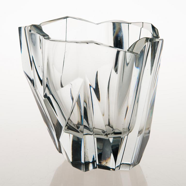TAPIO WIRKKALA, an 'Iceberg' vase signed Tapio Wirkkala 3825.
