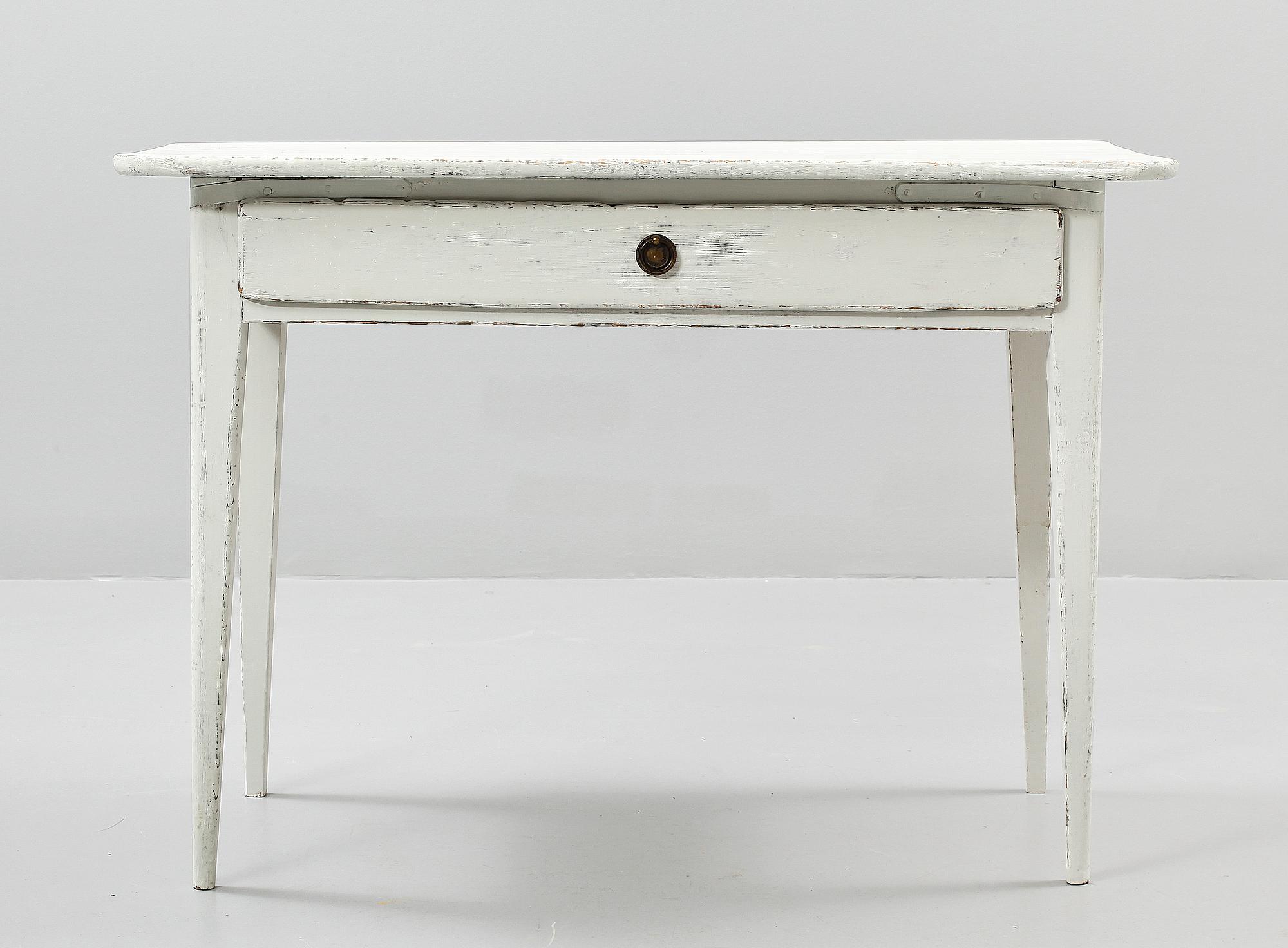 BORD, gustavianskt provinsarbete, 1800-talets början.