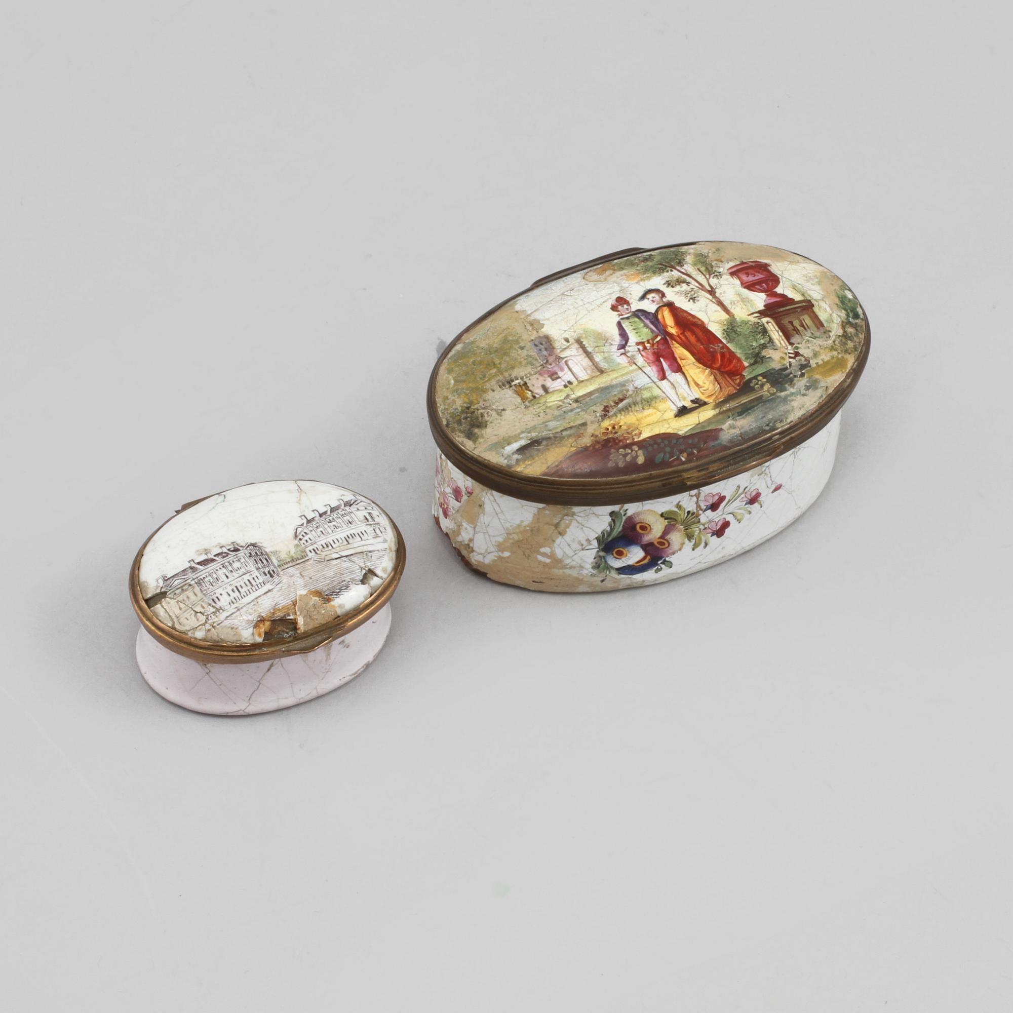 DOSOR, 2 st, fajans, 1700-tal.