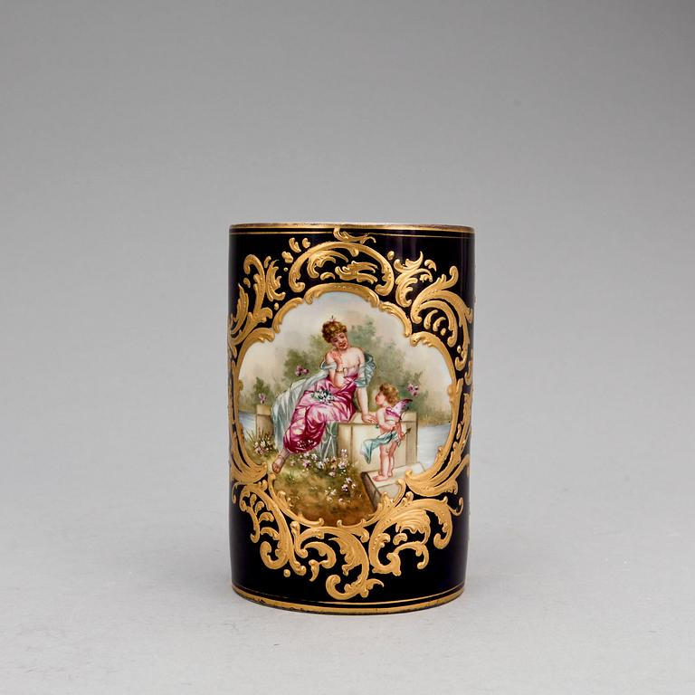KOPP, Meissenliknande märke, sekelskifte 1800/1900-tal.