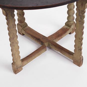 A Swedish Baroque demi lune gate-leg table, circa 1700.