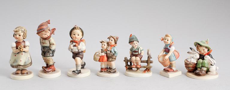 FIGURER, 7 st, porslin, MJ Hummel, Goebel, 1900-talets mitt.