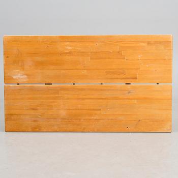 ILMARI TAPIOVAARA, bord, "Pirkka", Laukaan Puu 1960-tal.