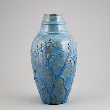 Erik Mornils, vaser, ett par, Nittsjö, 1900-talets mitt.