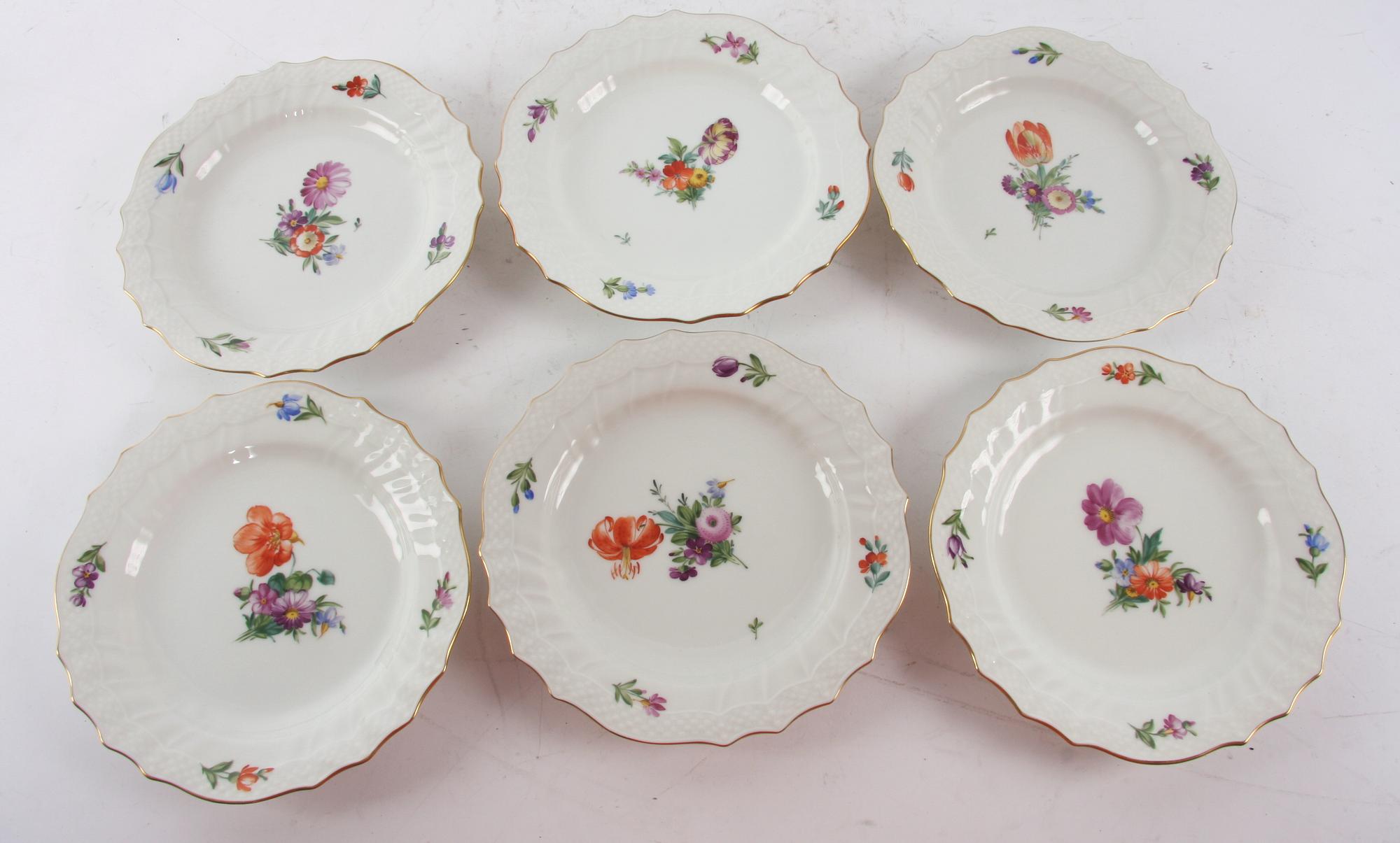 ASSIETTER, 6 st, porslin, "Sachsisk blomst", Royal Copenhagen.