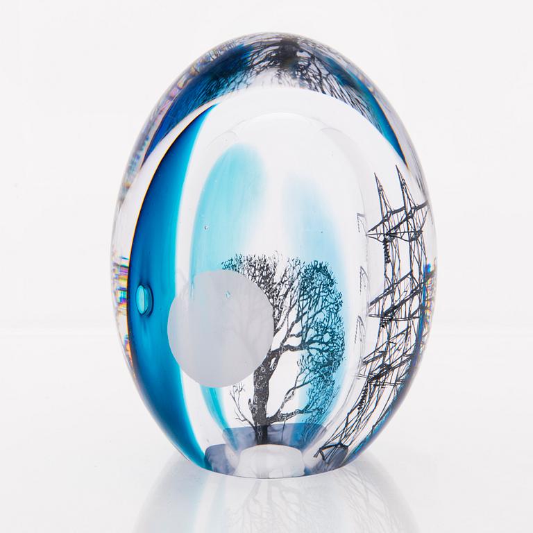 ELLA VARVIO, A glass sculpture, signed Ella Varvio 2017.