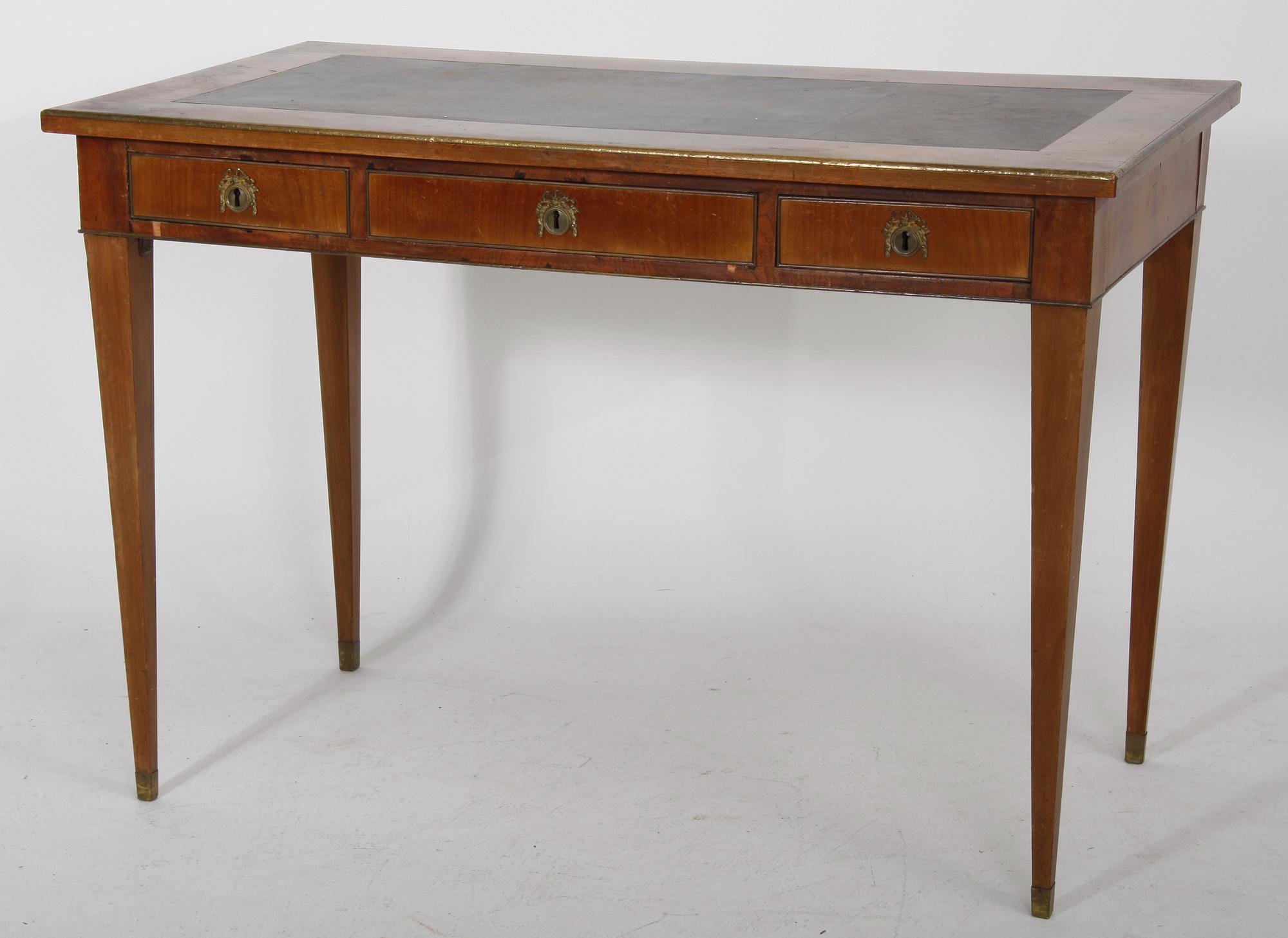 SKRIVBORD, gustaviansk stil. 1800/1900-tal.