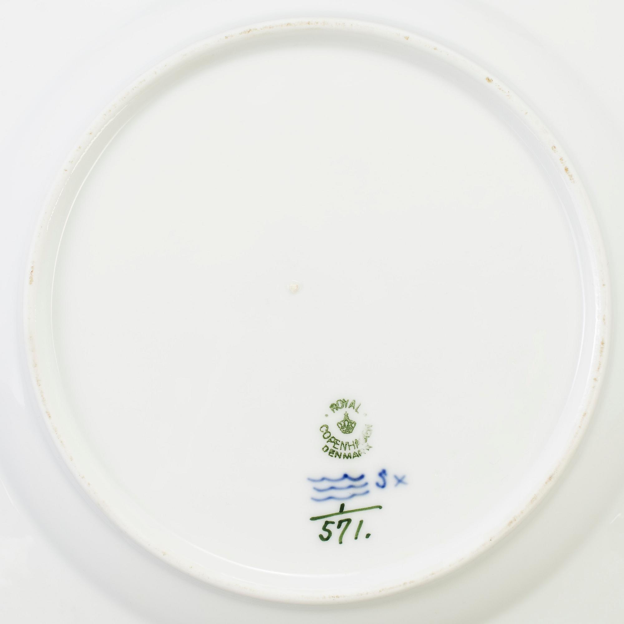 SERVIS, 79 delar, porslin, "Musselmalet" Kunglig Dansk.